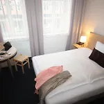 Onno Boutique & 4*
